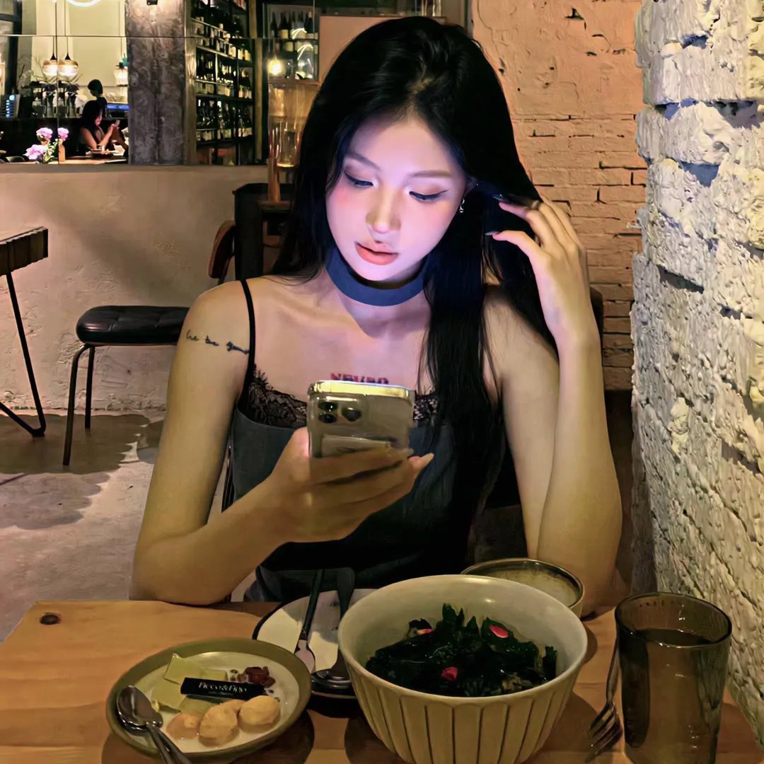 艾米丽·布莱尔的秘密